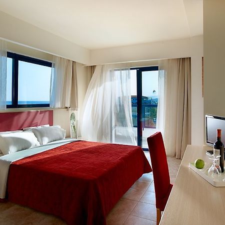 Hotel Sunrise Πεύκος Εξωτερικό φωτογραφία